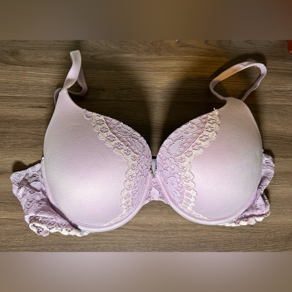 Victoria’s Secret Body by Victoria push up bra 36D - purple